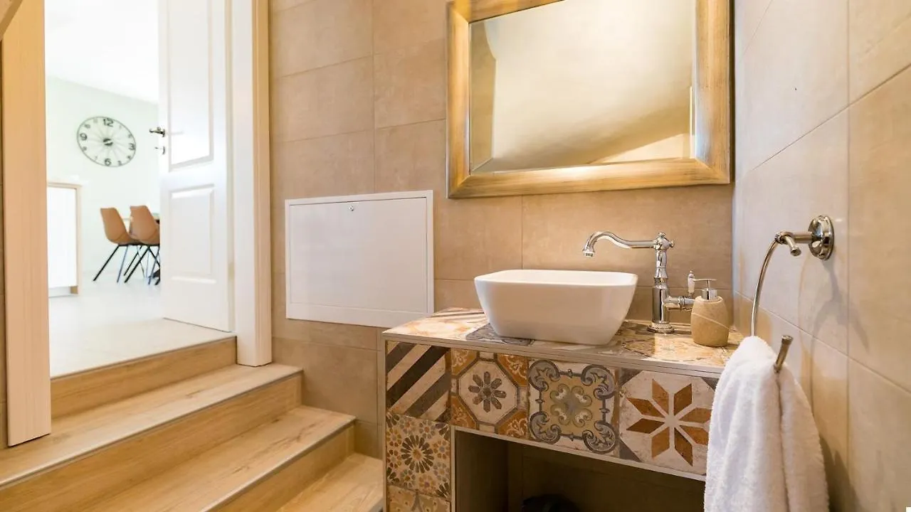 Guest house Villa Keli Ferenci