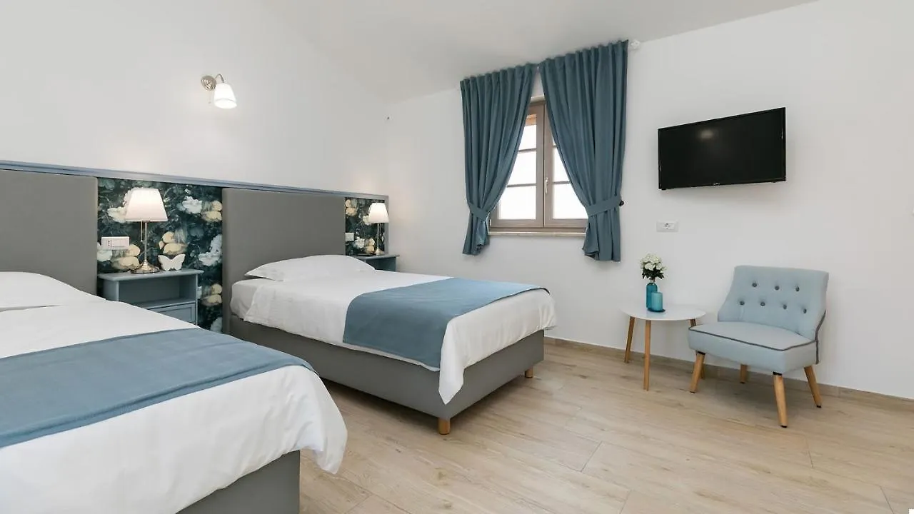 Guest house Villa Keli Ferenci