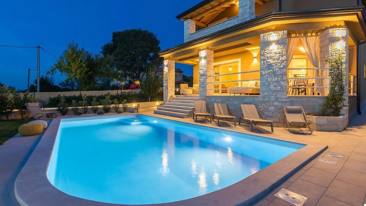 Guest house Villa Keli Ferenci Croatia