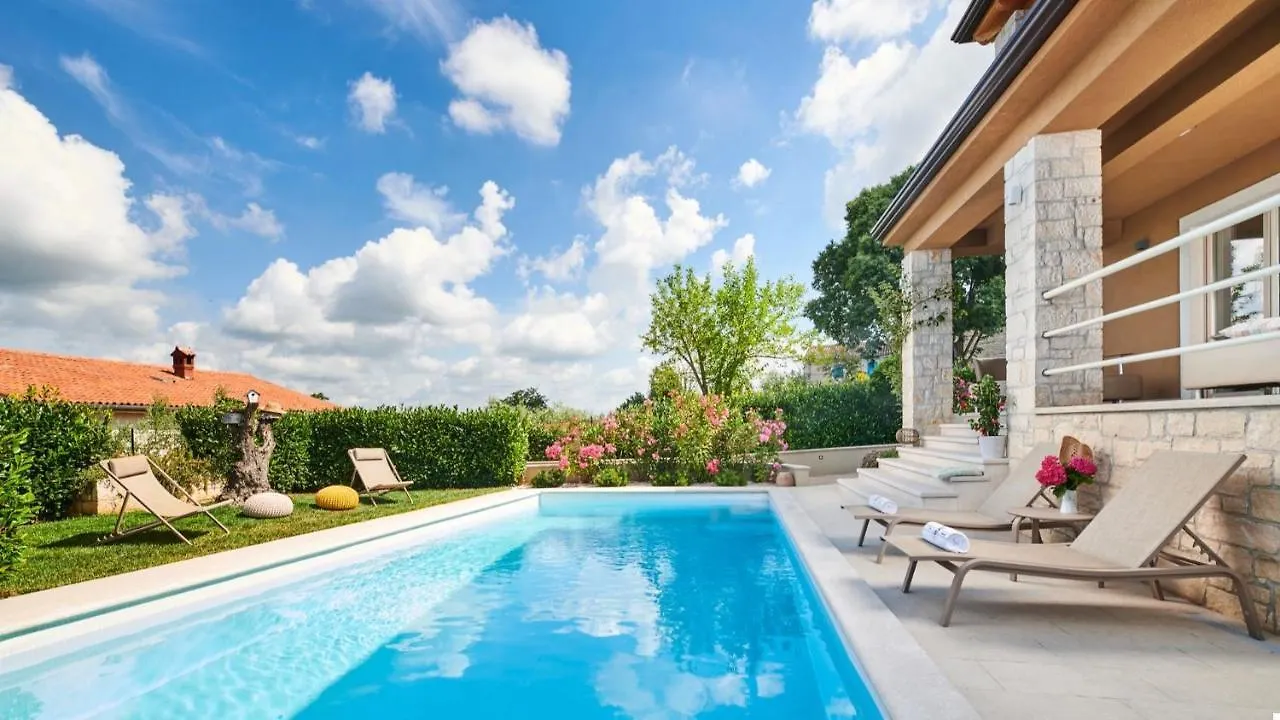 Villa Keli Ferenci 0*,  Croatia